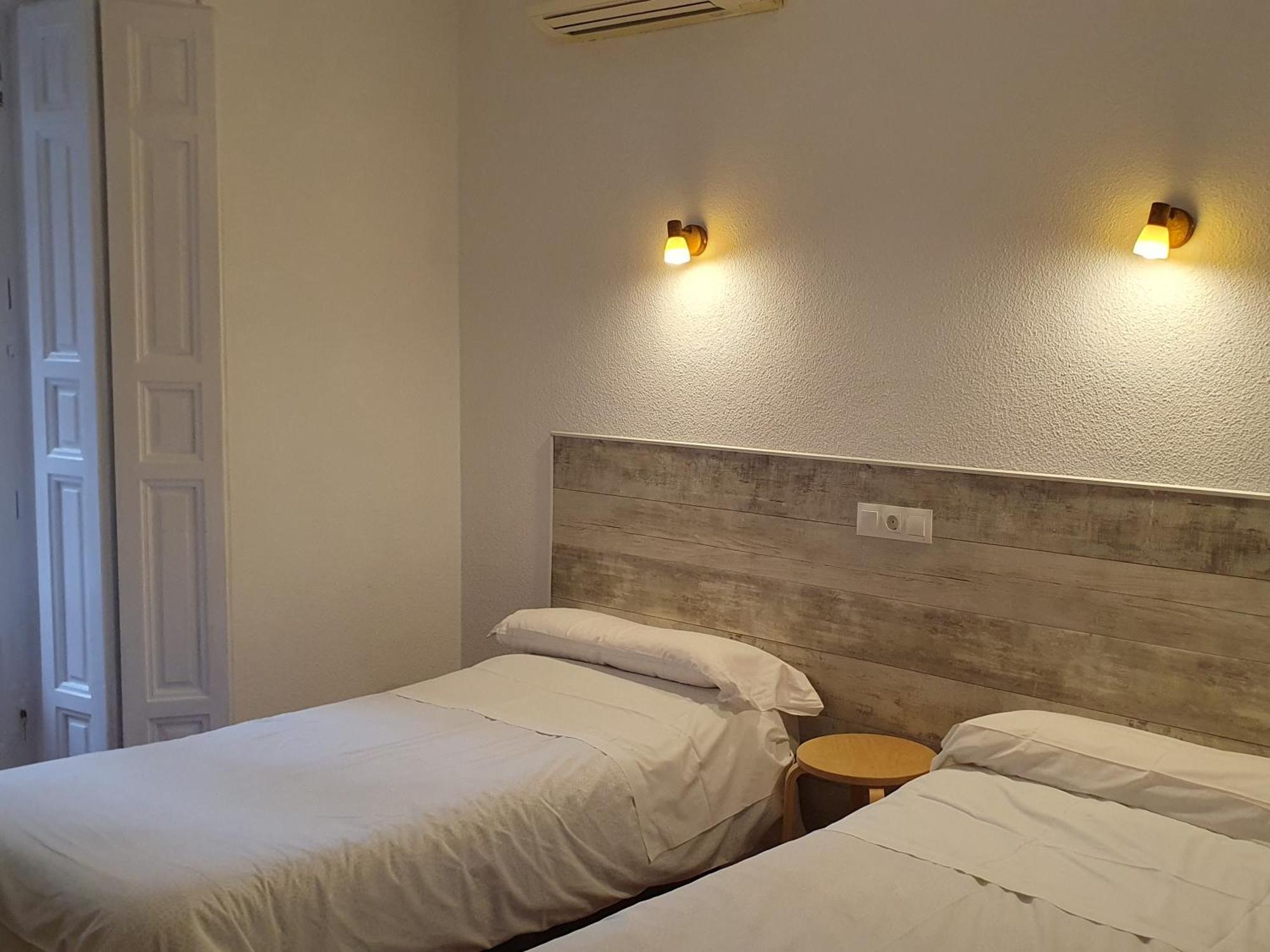 Hostal Ginebra -Madrid Centro Gran Via Sol- Luaran gambar